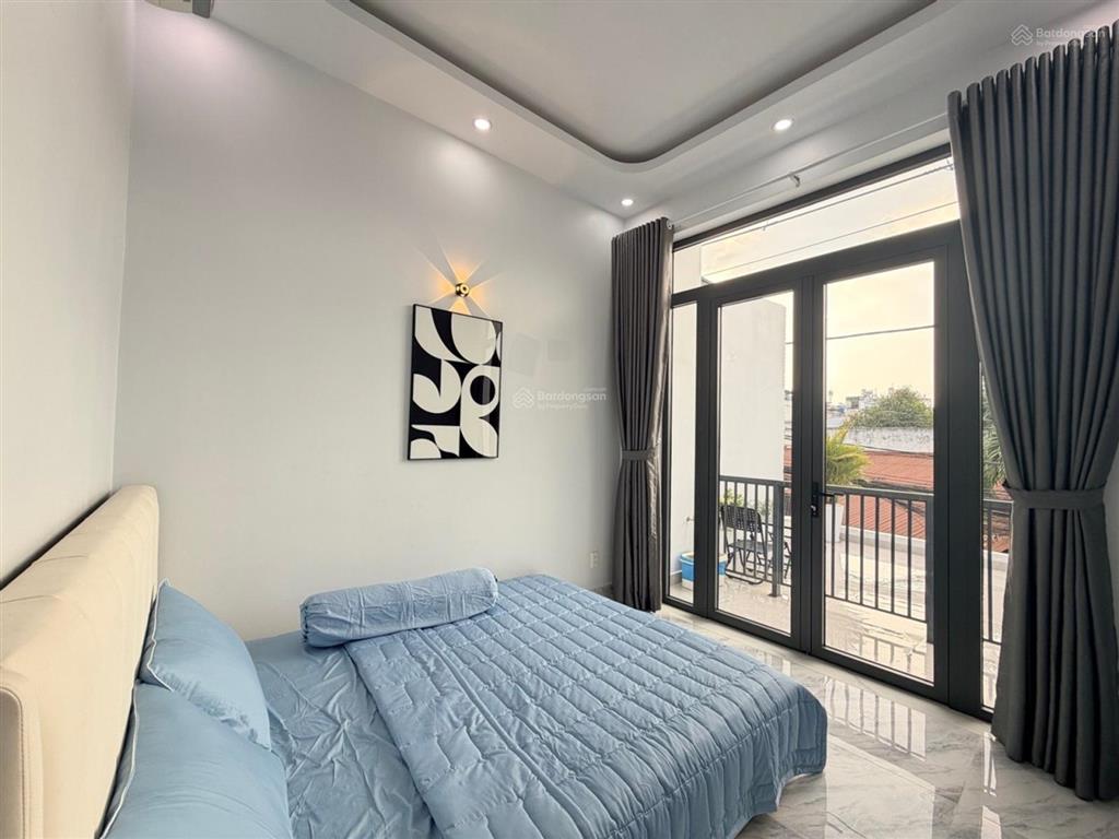 Nhà 2 tầng sẵn nội thất ở ngay  52m2 (3,3*16)  hẻm 5m thông nguyễn văn lượng gv  chỉ 6,35 tỷ (tl