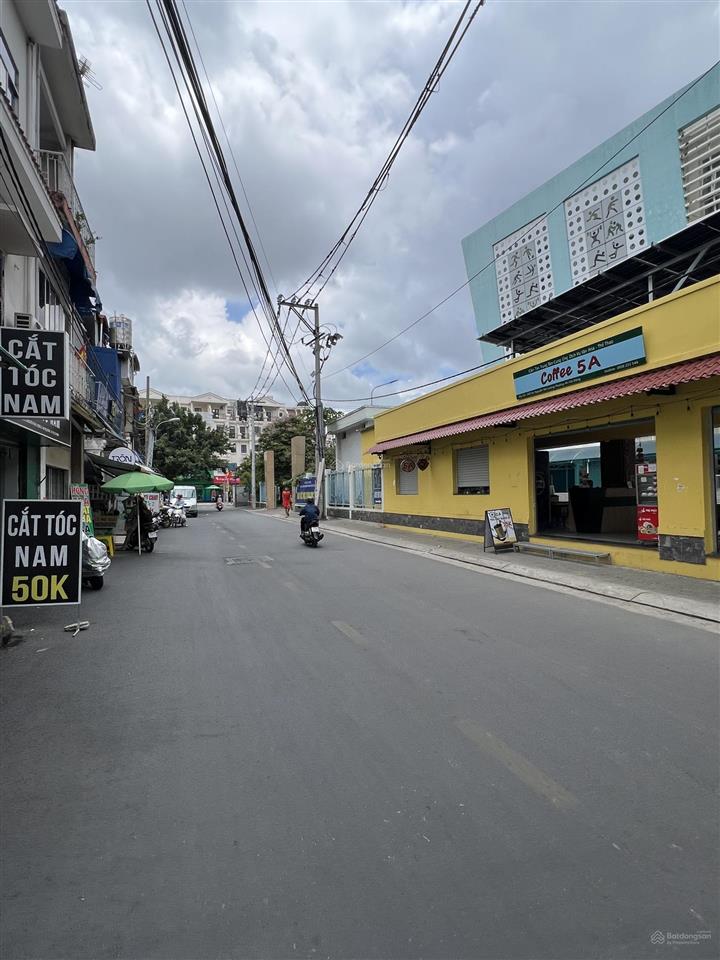 Nhà 2 tầng sẵn nội thất ở ngay  52m2 (3,3*16)  hẻm 5m thông nguyễn văn lượng gv  chỉ 6,35 tỷ (tl