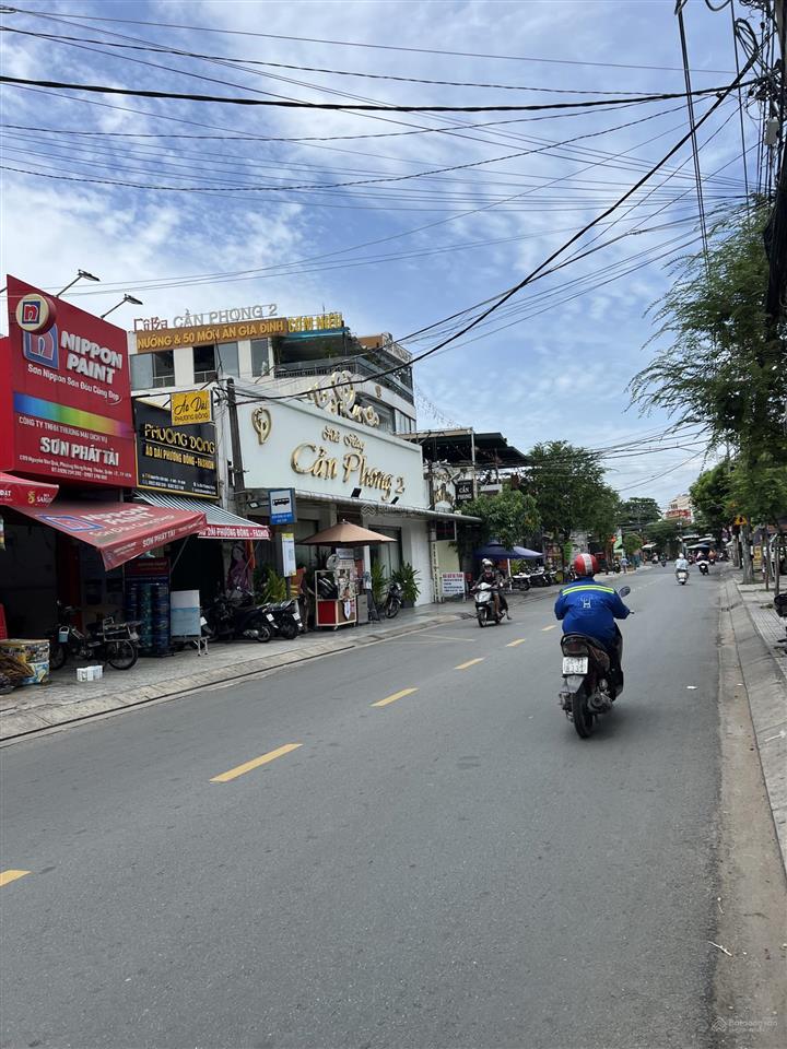 Nhà 4 tầng kiên cố ở ngay, góc 2mt hxh , dòng tiền 12tr/th, nguyễn văn quá, 113m2 (5*23)  6,85tỷ