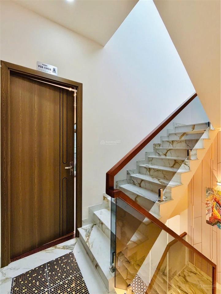 Nhà đẹp 3 tầng kiên cố full nội thất ở ngay, 50m2 ngang 5,6m, giáp mt lê đức thọ, chỉ 5,8 tỷ (tl)