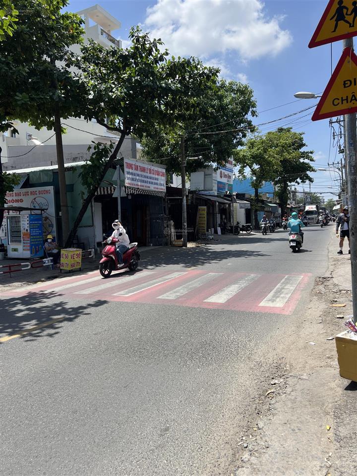 Nhà đẹp 3 tầng kiên cố full nội thất ở ngay, 50m2 ngang 5,6m, giáp mt lê đức thọ, chỉ 5,8 tỷ (tl)