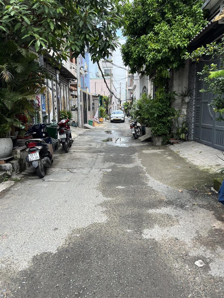 Nhà đẹp 3 tầng full nội thất, 24m2 (3,3*8), hẻm vf3, bùi quang là gv, chỉ 3,3 tỷ (bl)