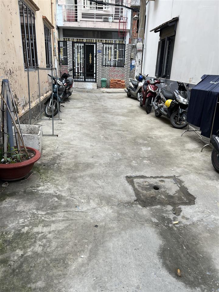 Nhà đẹp 3 tầng full nội thất, 24m2 (3,3*8), hẻm vf3, bùi quang là gv, chỉ 3,3 tỷ (bl)
