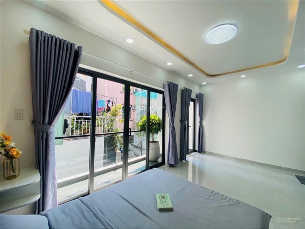Nhà 2 tầng kiên cố, full nội thất ở ngay 61m2 (6,1*10), chỉ 6,1 tỷ (tl)