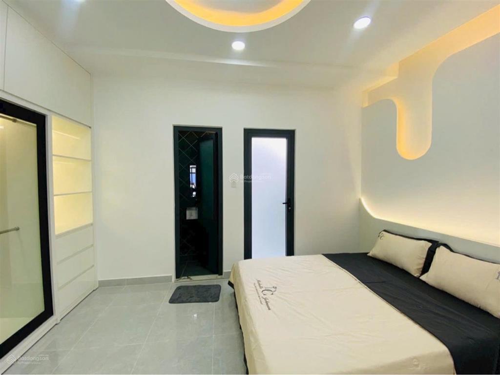 Nhà 2 tầng kiên cố, full nội thất ở ngay 61m2 (6,1*10), chỉ 6,1 tỷ (tl)