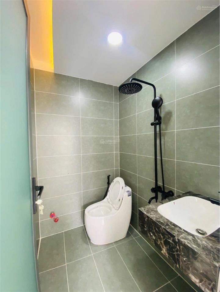 Nhà 2 tầng kiên cố, full nội thất ở ngay 61m2 (6,1*10), chỉ 6,1 tỷ (tl)