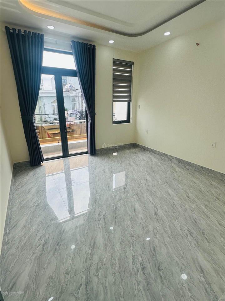 Căn mt đường nhựa 8m lk25, q12  4 tầng  75m2 (10*13,2), full nội thất, chỉ 7,5tỷ (bl)