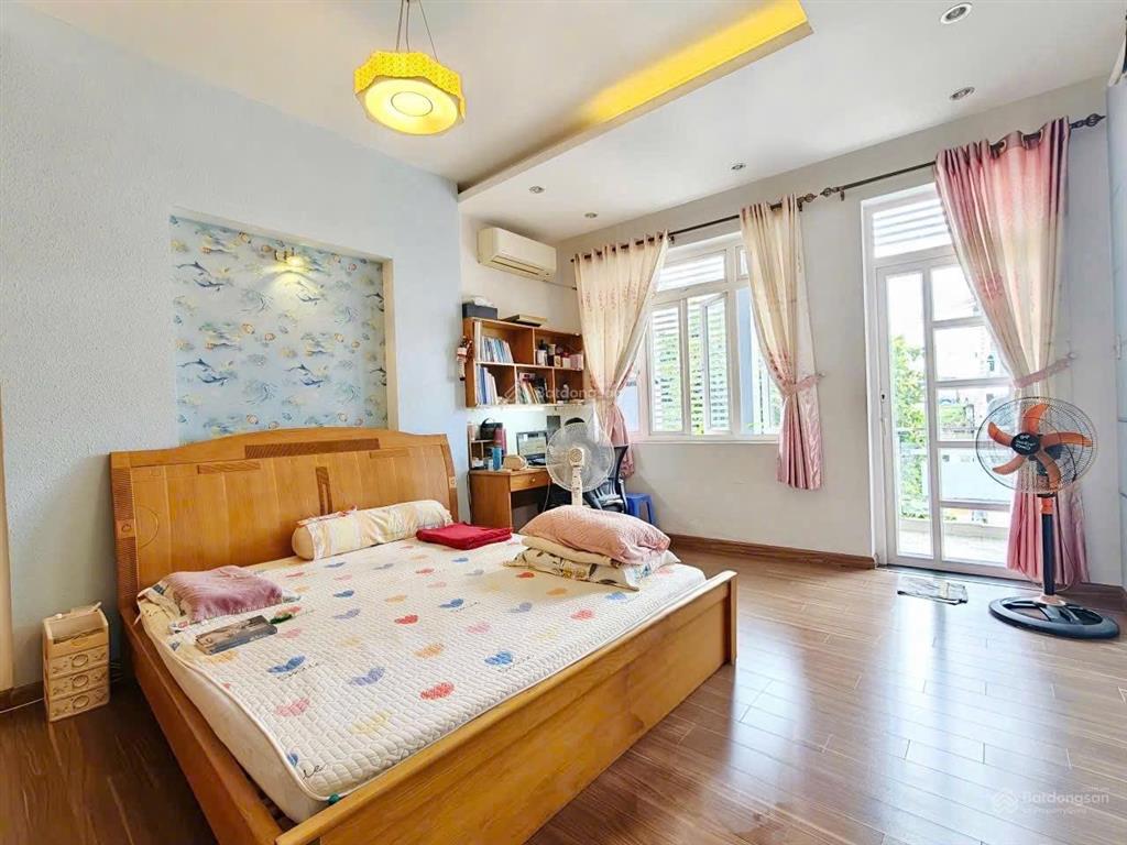 Siêu phẩm mtkd 4 tầng kiên cố, 72m2 (4*18) thống nhất gv, nhỉnh 11 tỷ (tl)