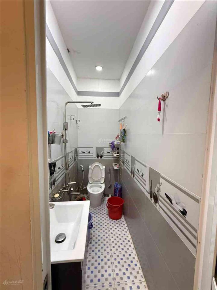 Nhà đẹp 2 tầng btct, giáp mt phạm văn chiêu gv, 36m2 (4*10), nt cơ bản, 3,9 tỷ (bl)
