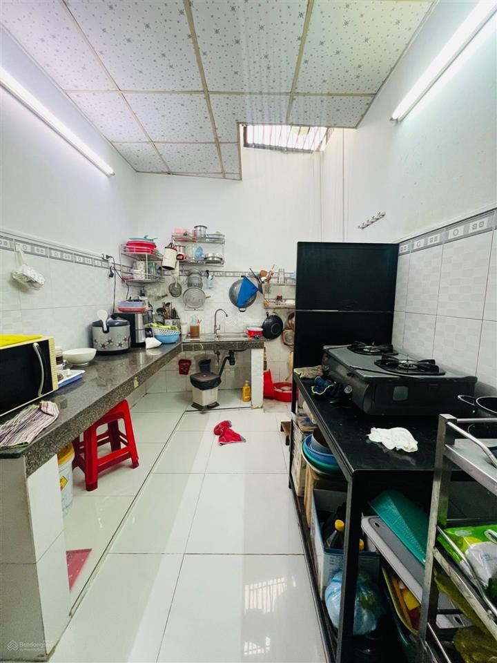 Nhà đẹp cứng cáp ở ngay, 2 tầng, giáp hxh nguyễn duy cung gv, 60m2 (4*15m), 3,59 tỷ (tl)