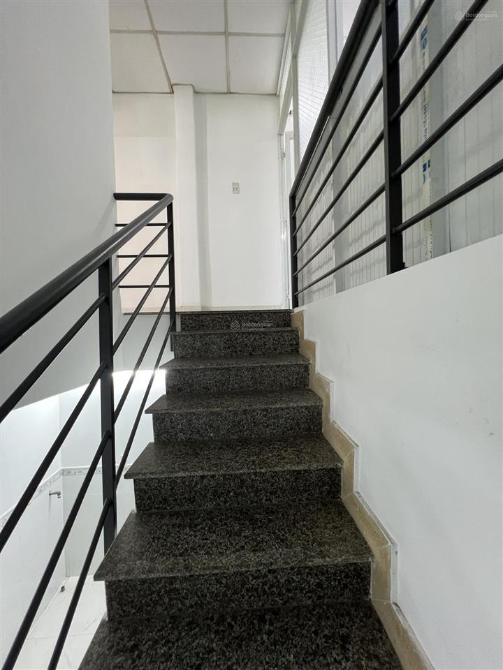 Nhà đẹp 2 tầng ở ngay, hxh đỗ cửa, 54m2 (4*13,1), phạm văn chiêu gv, chỉ 3,8 tỷ (tl)