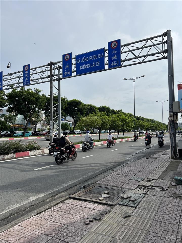 Nhà đẹp 2 tầng btct, hxh đỗ cửa cách 30m, đường số 7  gv, 95m2 (3,1*19/nở hậu), 7,95 tỷ tl