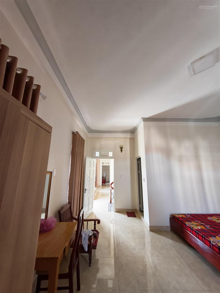 Bán nhà phố đường mê linh, đà lạt 9 phòng ngủ, thích hợp làm khách sạn hoặc homestay (có video)