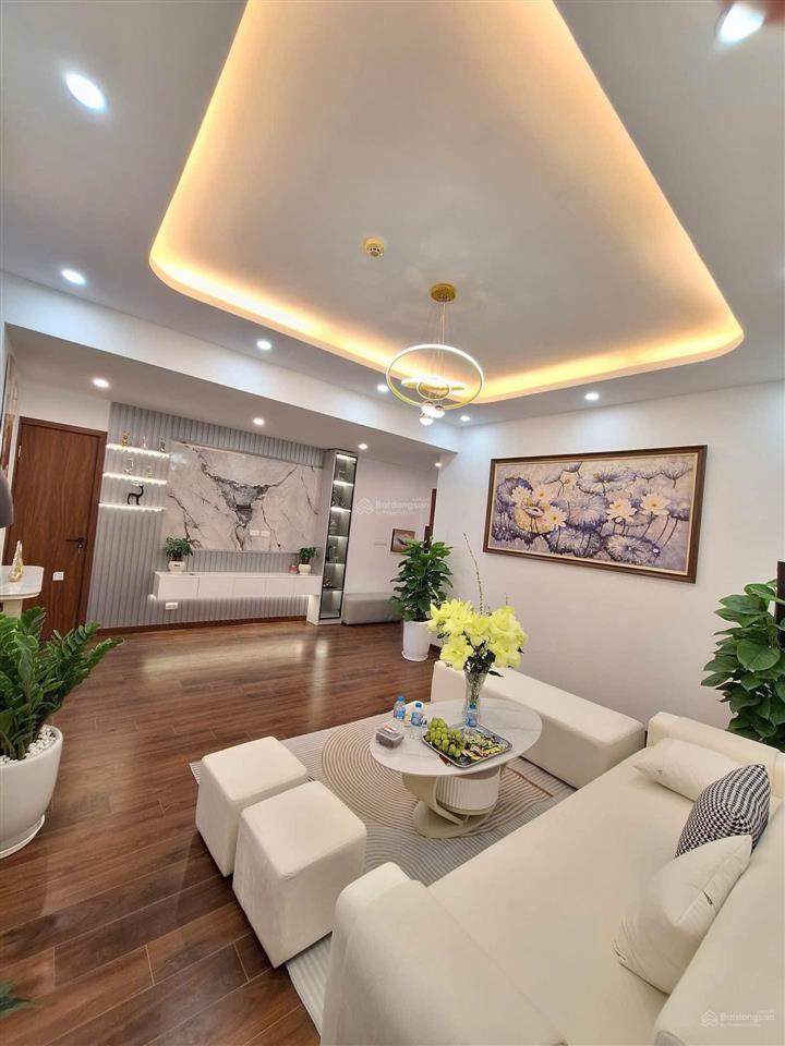 Bán căn hộ tòa chung cư 54 hạ đình, 100m2, 7.6 tỷ, 3 ngủ, 2 vs, sổ đỏ cc, full nội thất mới đẹp.