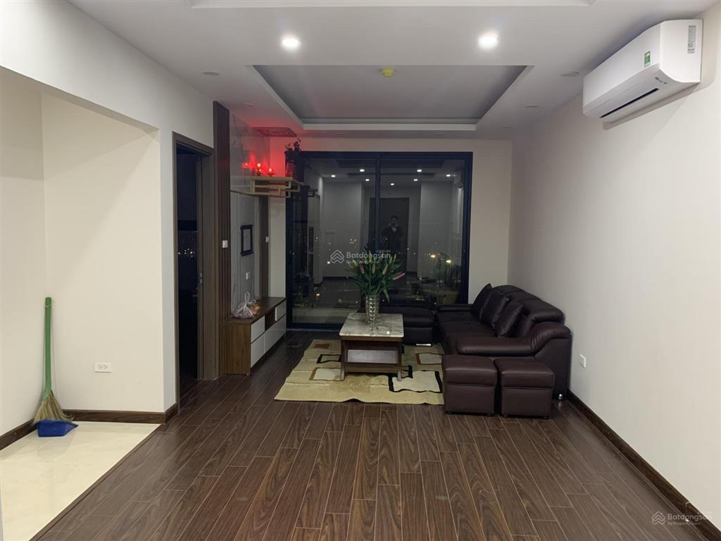 Do nhu cầu mua nhà rộng hơn, tôi cần bán căn hộ tại tòa bea sky phạm tu