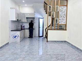 Bán gấp nhà riêng minh khai cực đẹp, dt 31m2, chỉ 5,5 tỷ, ngõ thông tứ tung đi lại thuận tiện