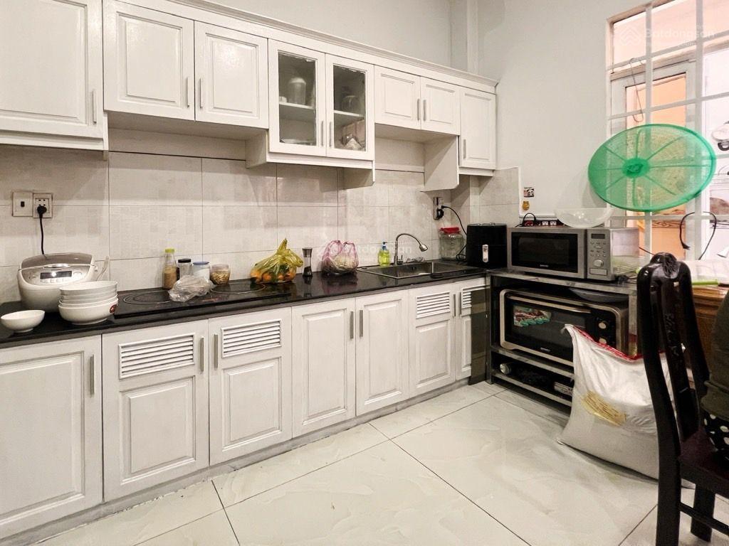 Mặt tiền kinh doanh vửa ơt vưa cho thuê 5x 19 nhỉnh 13 tỷ  đương ba tơ