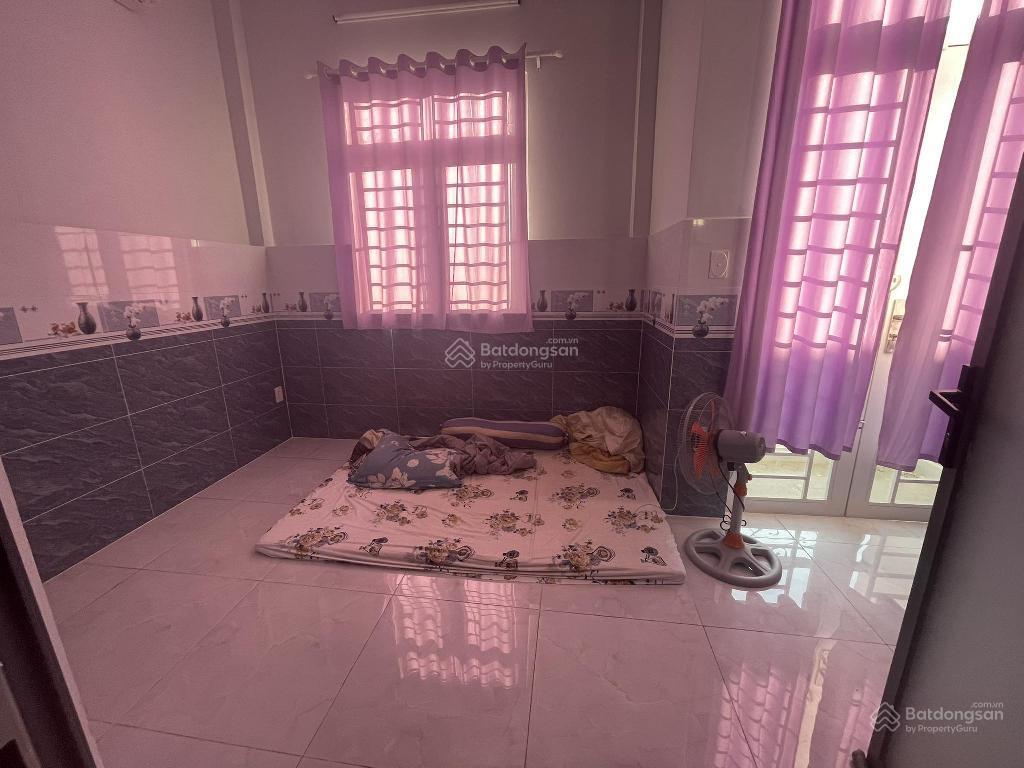 Hương lộ 2, bình tân, 50m2, 4 tầng, hẻm xe hơi 6m, giá 5.5 tỷ