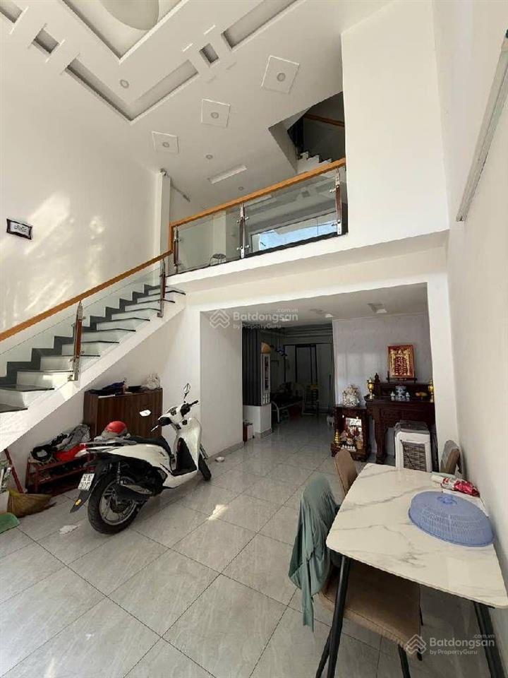 Bán nhà riêng tại hương lộ 2, 7,85 tỷ, 55m2, 5pn, 5wc, bình tân, hcm