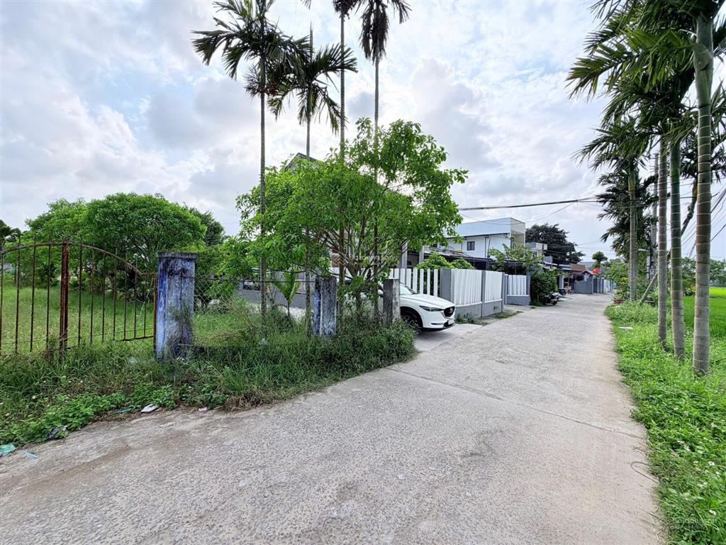 Bán đất 2 mặt tiền đường thôn quan châu, xã hoà châu , view cánh đồng thơ mộng