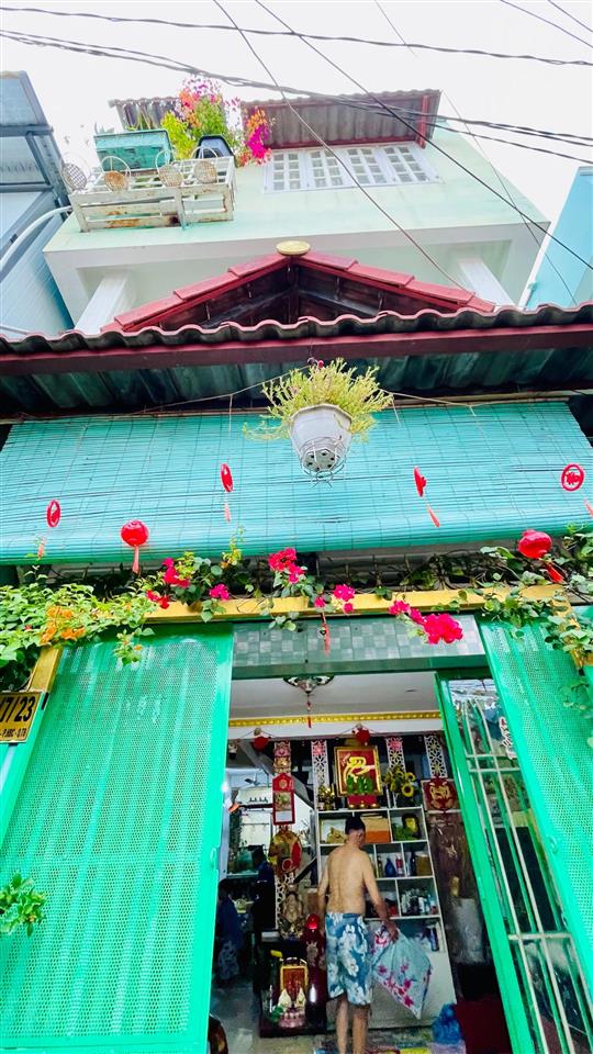 Bán nhà góc 2mt  gần gigamall thủ đức  4x14m đúc  chỉ hơn 60tr/m đã có kết cấu