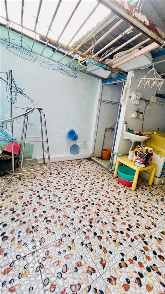 Bán nhà góc 2mt  gần gigamall thủ đức  4x14m đúc  chỉ hơn 60tr/m đã có kết cấu