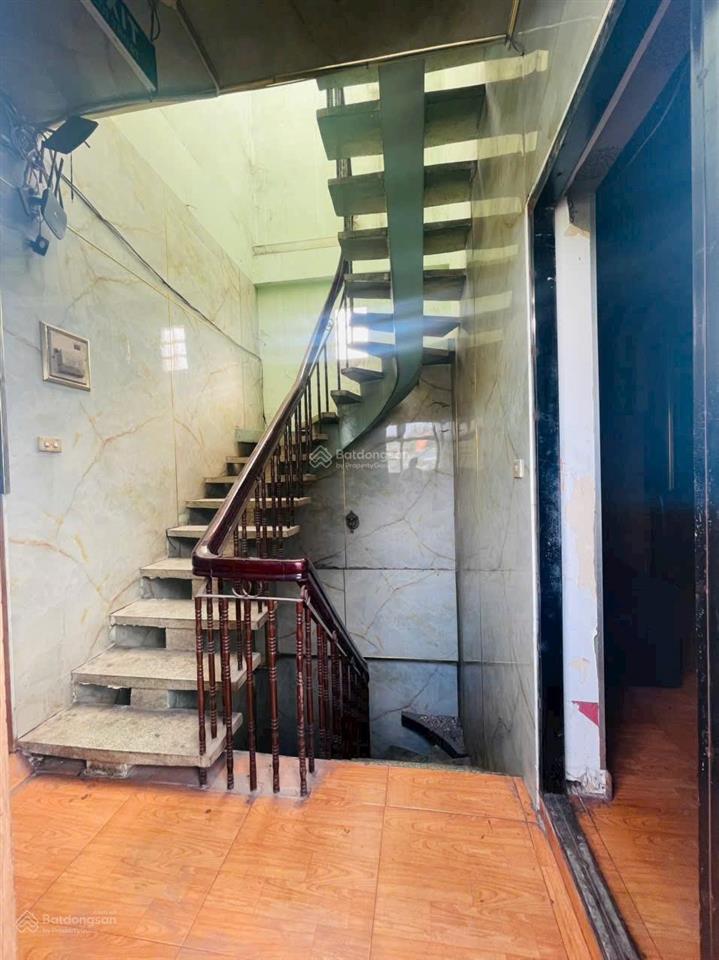 Cho thuê nhà mặt phố giá cực chất tại 27 f kp 5, đường xa lộ hà nội, 650 m2, 15 triệu vnd