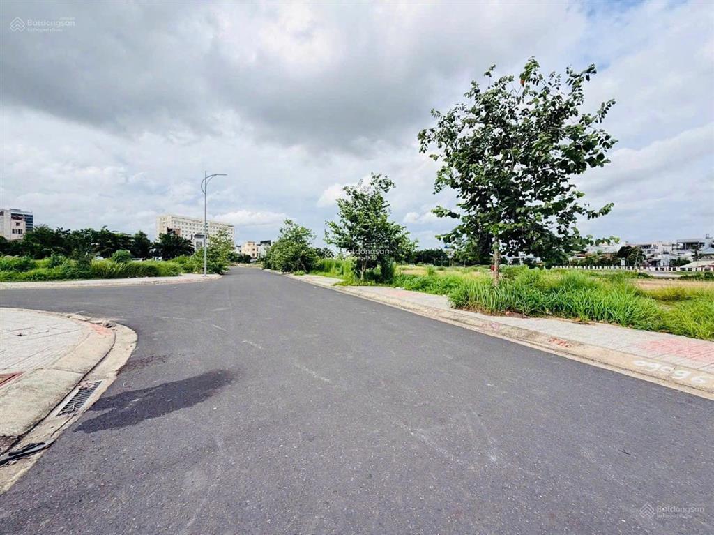 Chủ đất để lại sản phẩm trong khu tđc tân mai biên hoà cách vincom 300m  shr sang tên công chứng