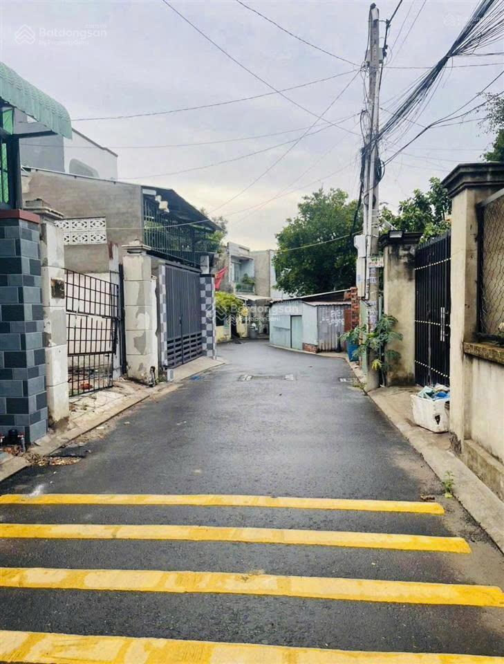 Chính chủ gửi hàng ngộp siêu đẹp chỉ hơn 3 tỷ ngay làng đại học thủ đức  shr sang tên công chứng