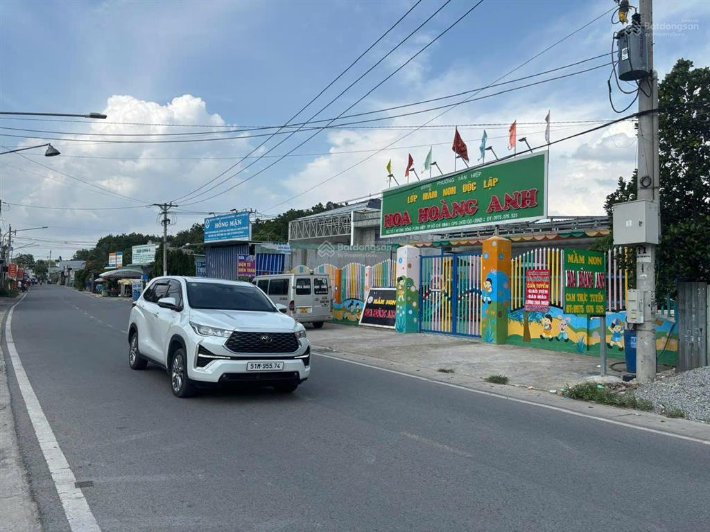 Chủ kẹt tiền giảm 100tr cần ra gấp lô đất nằm ngay kcn nam tân uyên  shr sang tên công chứng ngay
