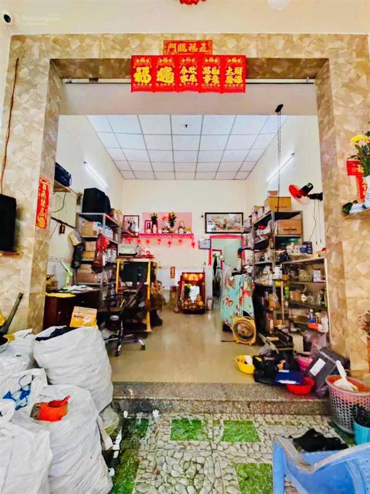 Hiếm, 83m2,chỉ 5.3 tỷ, chính chủ bán nhà bình trị đông, bình tân, hẻm xe hơi
