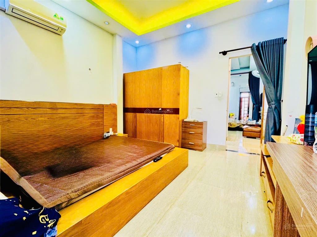 Bình tân, 78m2, 2 tầng btct, hẻm xe hơi vào nhà, chỉ 4.95 tỷ