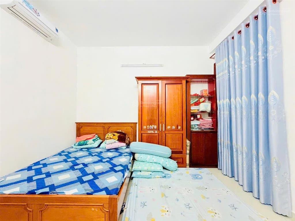 64m2, nhà 3 tầng, hẻm xe tải, sát chợ gò xoài, bình tân, chỉ 5.x tỷ