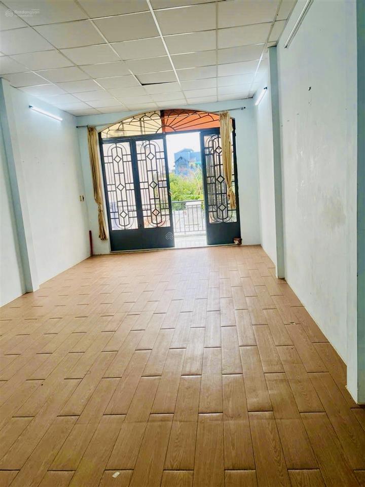 Vip, 48m2, 3 tầng, nhà hẻm xe hơi lê văn quới, miếu gò xoài, bình tân, chỉ 4 tỷ