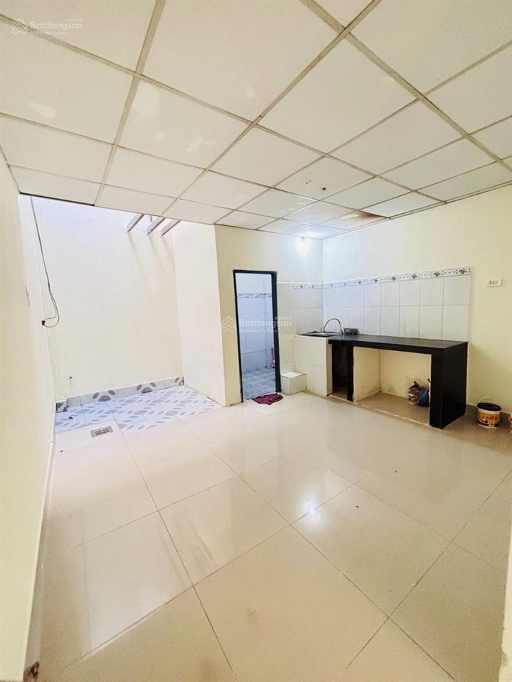65m2, nhỉnh 5 tỷ, hẻm xe hơi đỗ cửa, bình tân giáp tân phú