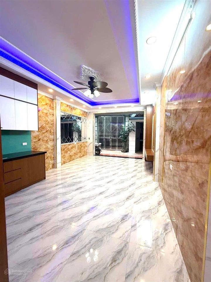 Bán gấp nr 39m2, 4pn, 5wc tại tam trinh, yên sở, hoàng mai, 11 tỷ vnd