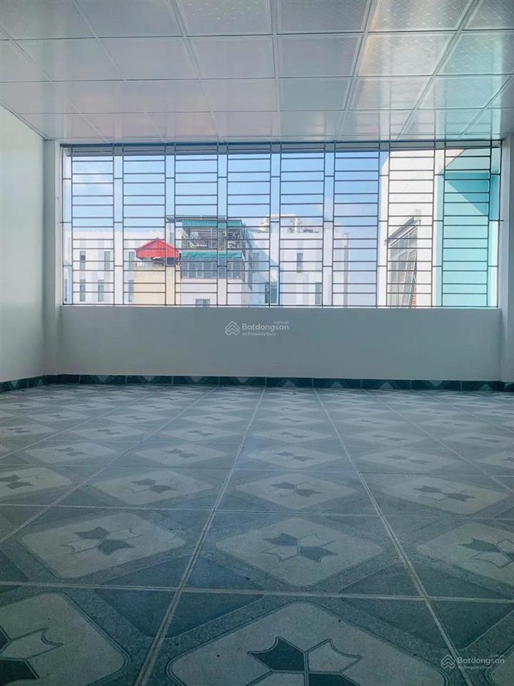 Nhà 2 mặt ngõ phân lô  view công viên gara ô tô vị trí trung tâm hạ tầng phát triển.