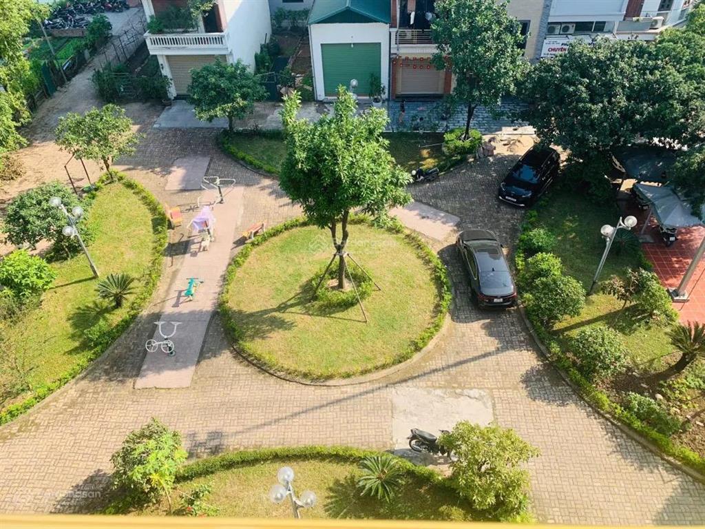 Nhà 2 mặt ngõ phân lô  view công viên gara ô tô vị trí trung tâm hạ tầng phát triển.