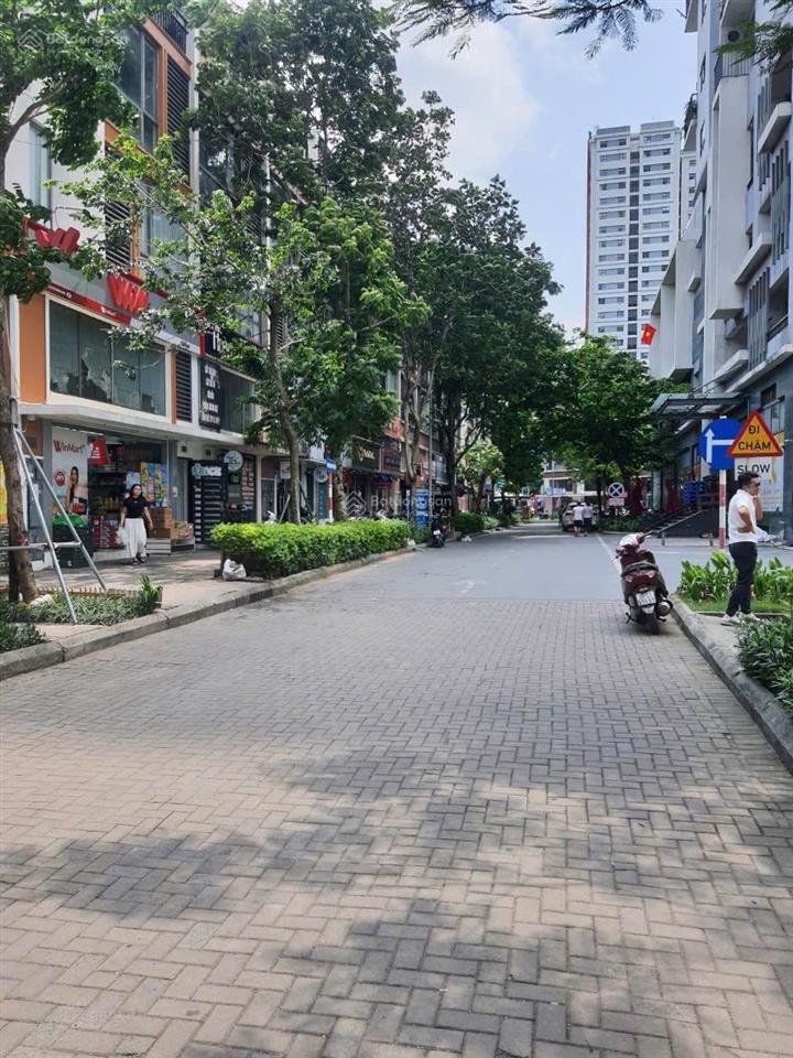 Bán nhà ở lĩnh nam, 33,3 tỷ, 75m2, pháp lý đầy đủ, nội thất cơ bản