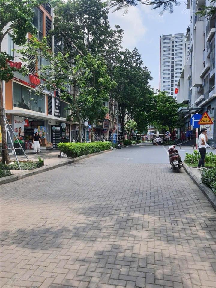 Cần bán shophouse trong kđt gamuda 75m2 x 5t có vỉa hè đường trước nhà 2 làn xe oto