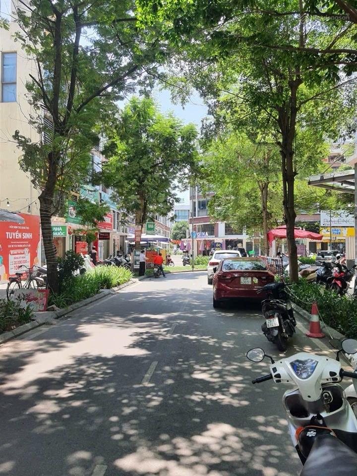 Cần bán shophouse trong kđt gamuda 75m2 x 5t có vỉa hè đường trước nhà 2 làn xe oto