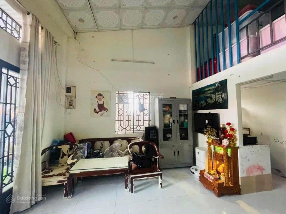 Nhà hẻm xe hơi lý tế xuyên  dt 65m2 ngang 5.2m gần trường học  kdc yên tĩnh cao ráo