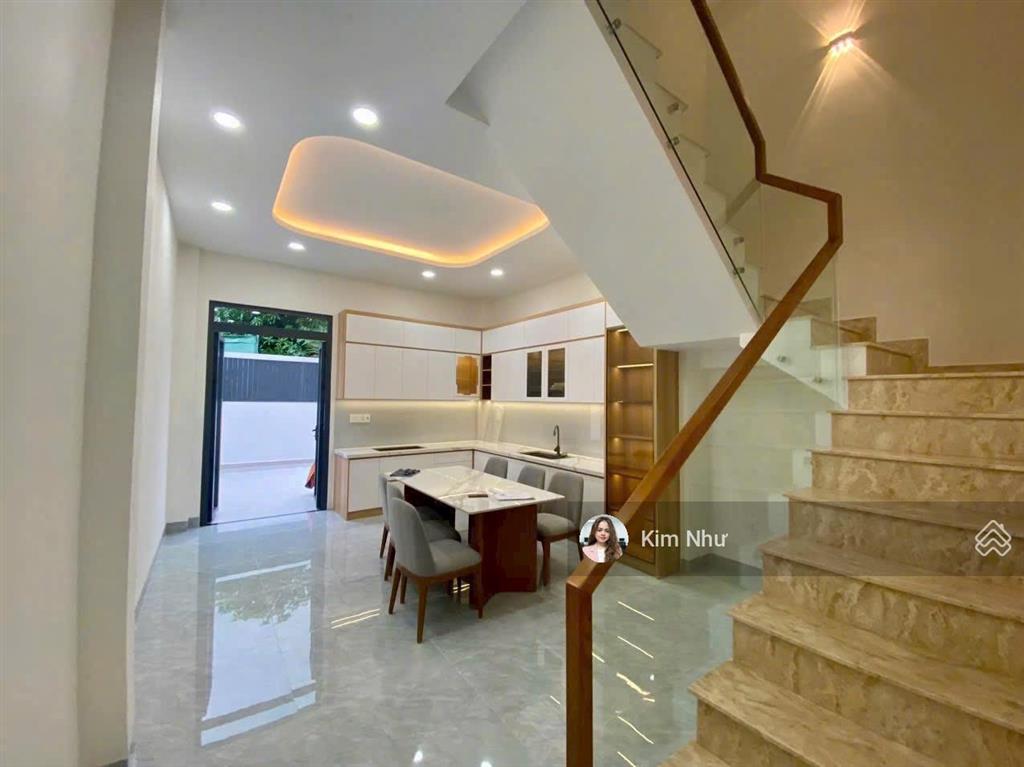 Đập hộp nhà mới 3 tầng full nội thất  ngang 4.5m  thuận tiện ra ga metro dtsd 162m2  dọn ở ngay