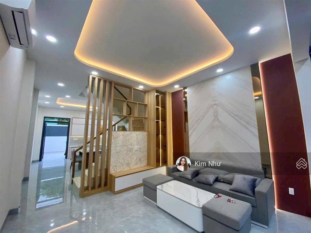 Đập hộp nhà mới 3 tầng full nội thất  ngang 4.5m  thuận tiện ra ga metro dtsd 162m2  dọn ở ngay