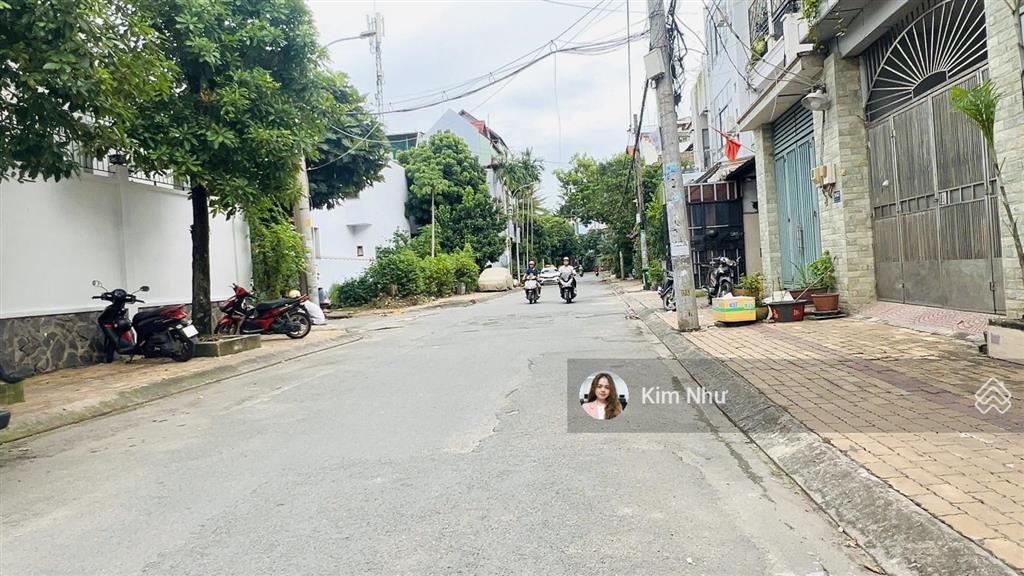Đất xây chdv, tòa văn phòng  ngang 9m tách 2 lô  ngay hoàng diệu 2  đường thông tứ hướng