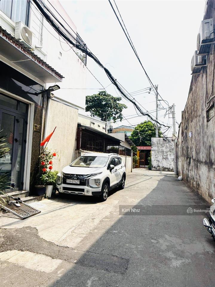 Post chdv góc 2 mt thoáng ngang 5.5m chỉ 100m ra dh ngân hàng  gpxd hầm 5 tầng rất an ninh dân tri