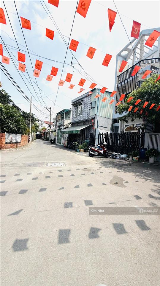 Post chdv góc 2 mt thoáng ngang 5.5m chỉ 100m ra dh ngân hàng  gpxd hầm 5 tầng rất an ninh dân tri