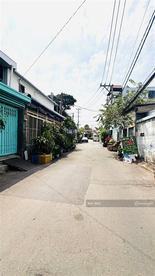 Post chdv góc 2 mt thoáng ngang 5.5m chỉ 100m ra dh ngân hàng  gpxd hầm 5 tầng rất an ninh dân tri