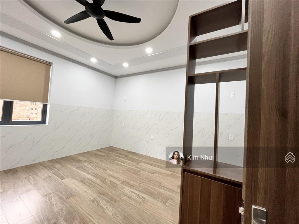 2 trong 1  full công năng!!!
nhà 4 tầng mới lengkeng  ngay đh cảnh sát  tối ưu để ở kèm cho thuê