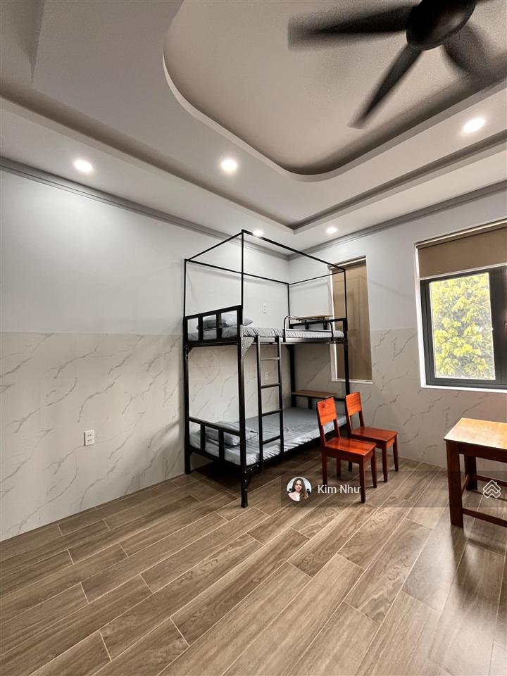 2 trong 1  full công năng!!!
nhà 4 tầng mới lengkeng  ngay đh cảnh sát  tối ưu để ở kèm cho thuê